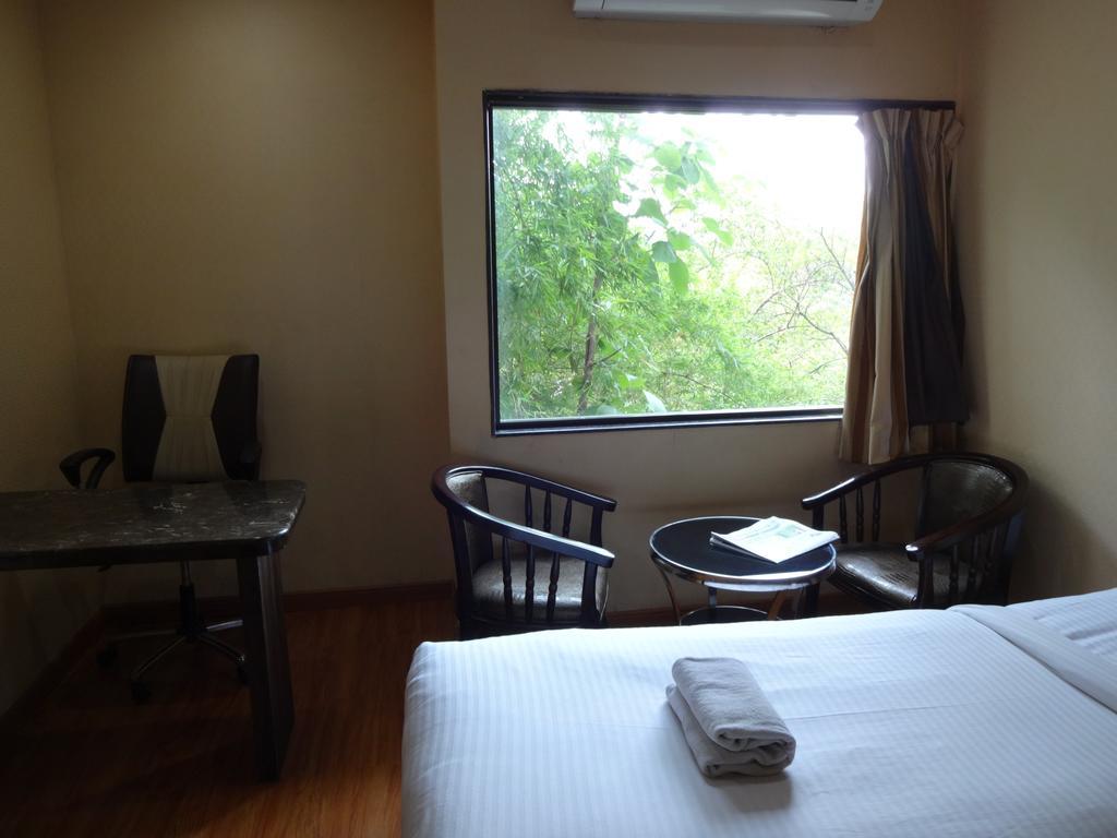Sheetal International Rain Basera Raipur (Chhattisgarh) Room photo